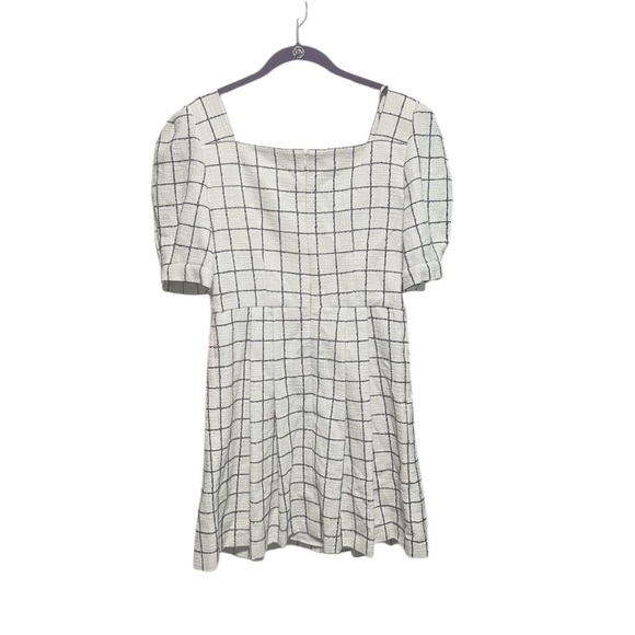 NWT Gal Meets Glam Dawn Windowpane Shirtdress, Size 8 - Picture 4 of 7